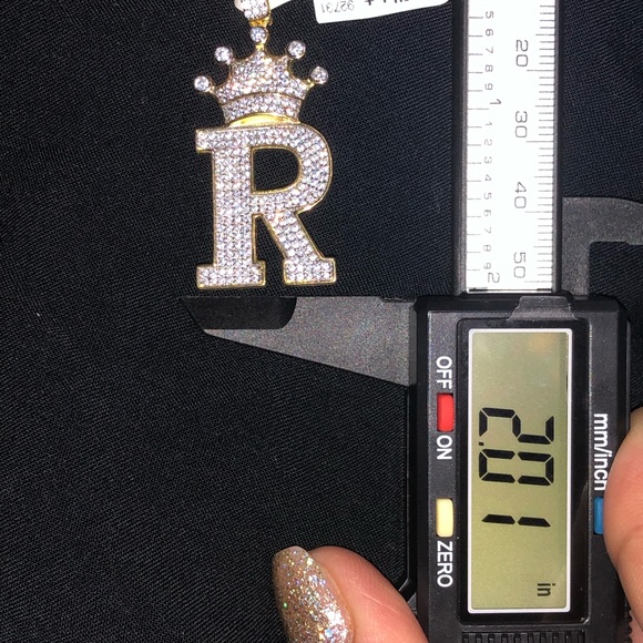 10k gold vermeil R initial pendant, Swarovski Crystal Initial, name necklace Wow - Picture 3 of 6